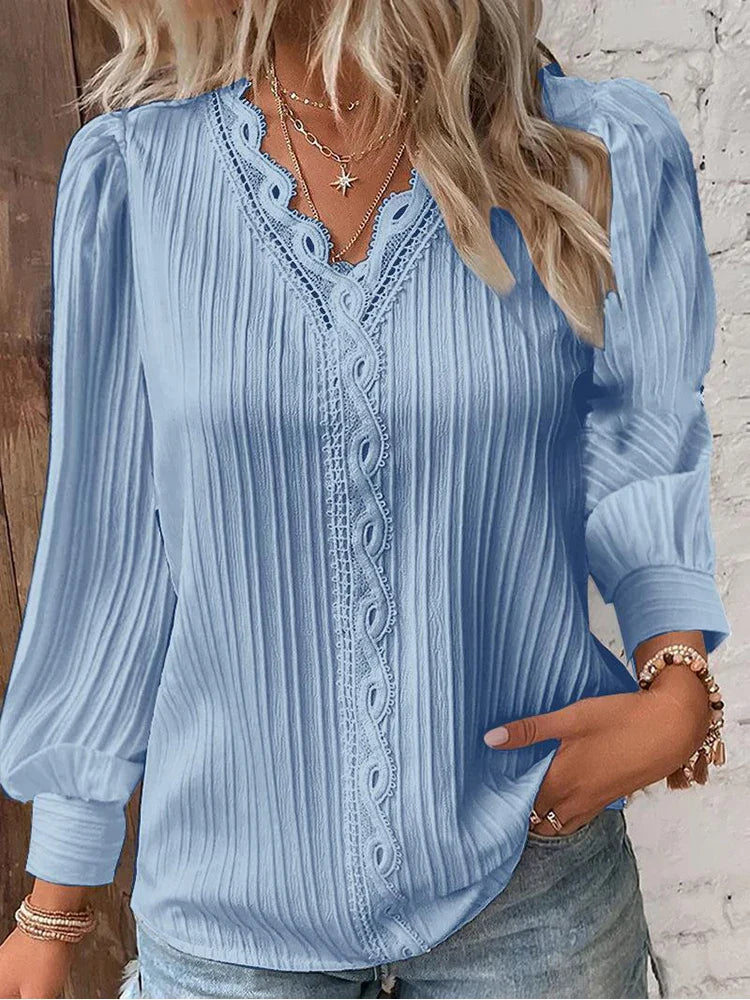 Emma™ | Bluse Med Blonde Detaljer I Chiffon