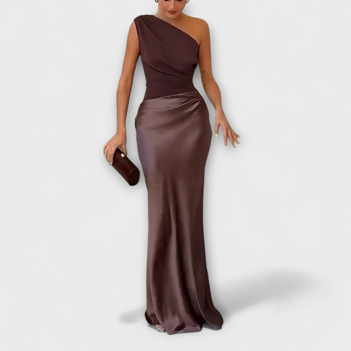Elmina™ | Elegant Én-Skulder Plisseret Maxi Kjole