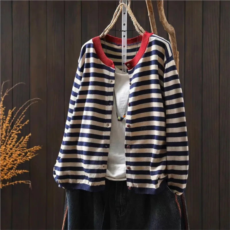 Cecilie™ | Retro Casual O-hals Stribet Top med Knapper
