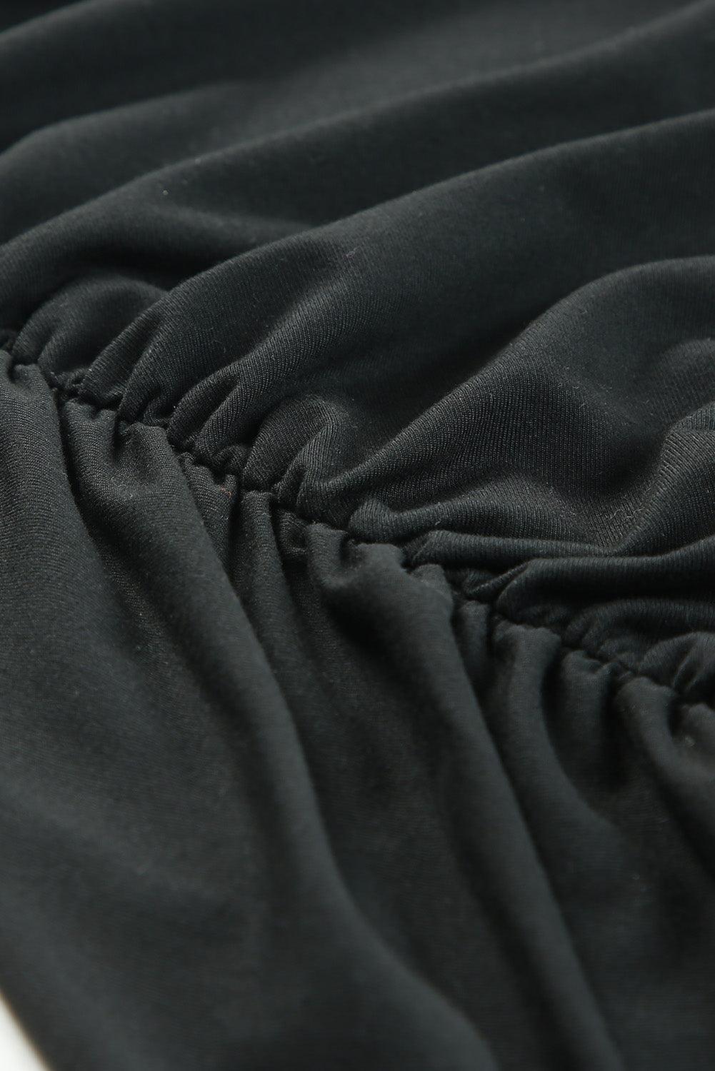 Asta™ | Elegant Ensfarvet Bodycon Kjole med Ruching