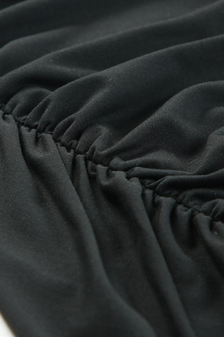 Asta™ | Elegant Ensfarvet Bodycon Kjole med Ruching